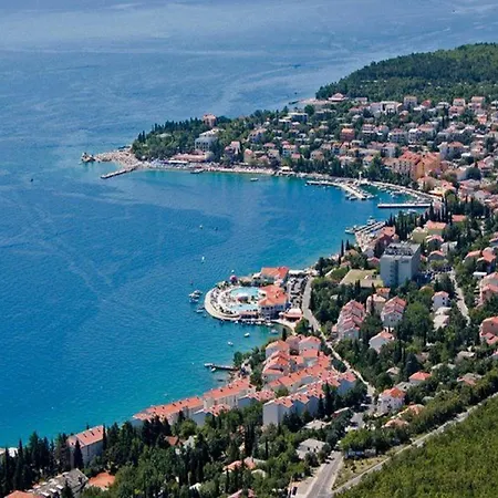 Casa vacanze Holiday Home In Crikvenica With Sea View, Cleaning Included *